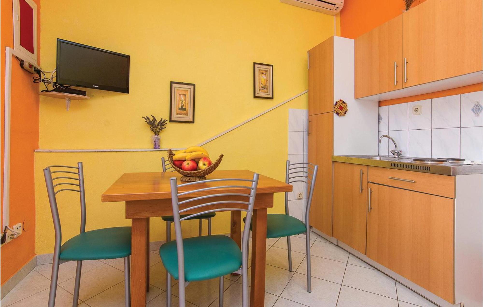 Pet Friendly Apartment In Pakostane With Kitchen Exterior photo